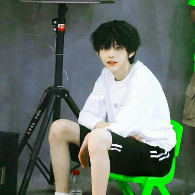 许栋铭♥️
侵权删