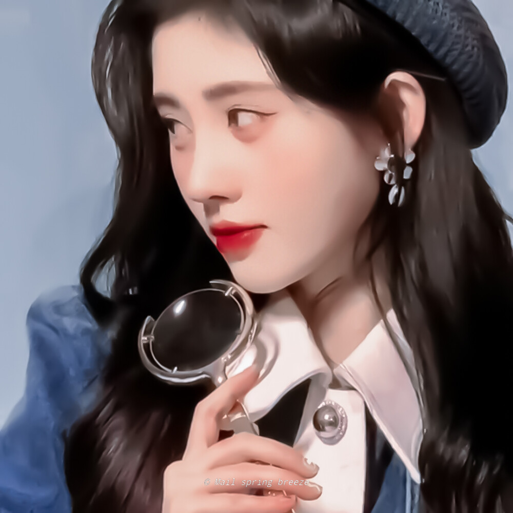 ➻鞠婧祎
©江时树