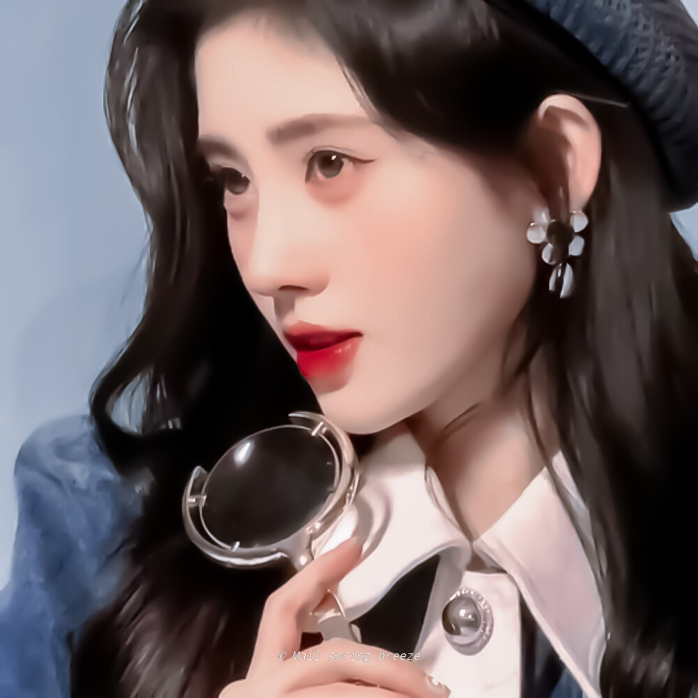 ➻鞠婧祎
©江时树