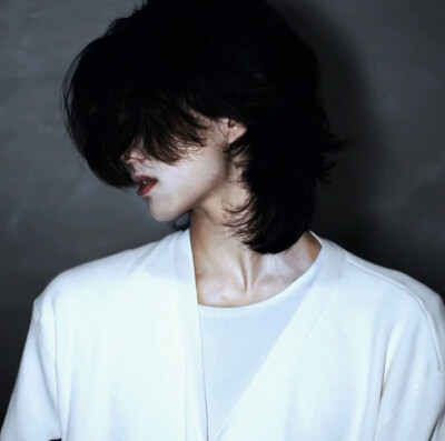 有时候你捧着自己的真心给对方以为是在献宝 但人家只是“不要白不要” ​​​