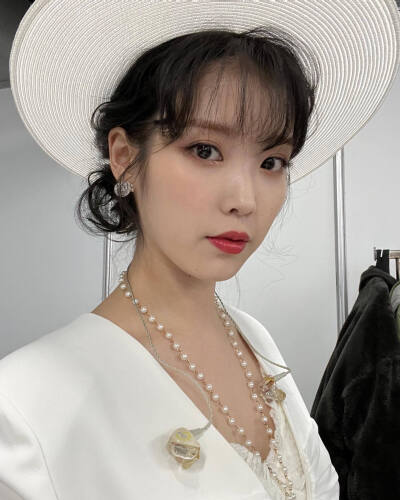 李知恩 iu