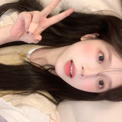 后来我目睹了太多的爱才知道那一年你有多爱我
堆糖id运