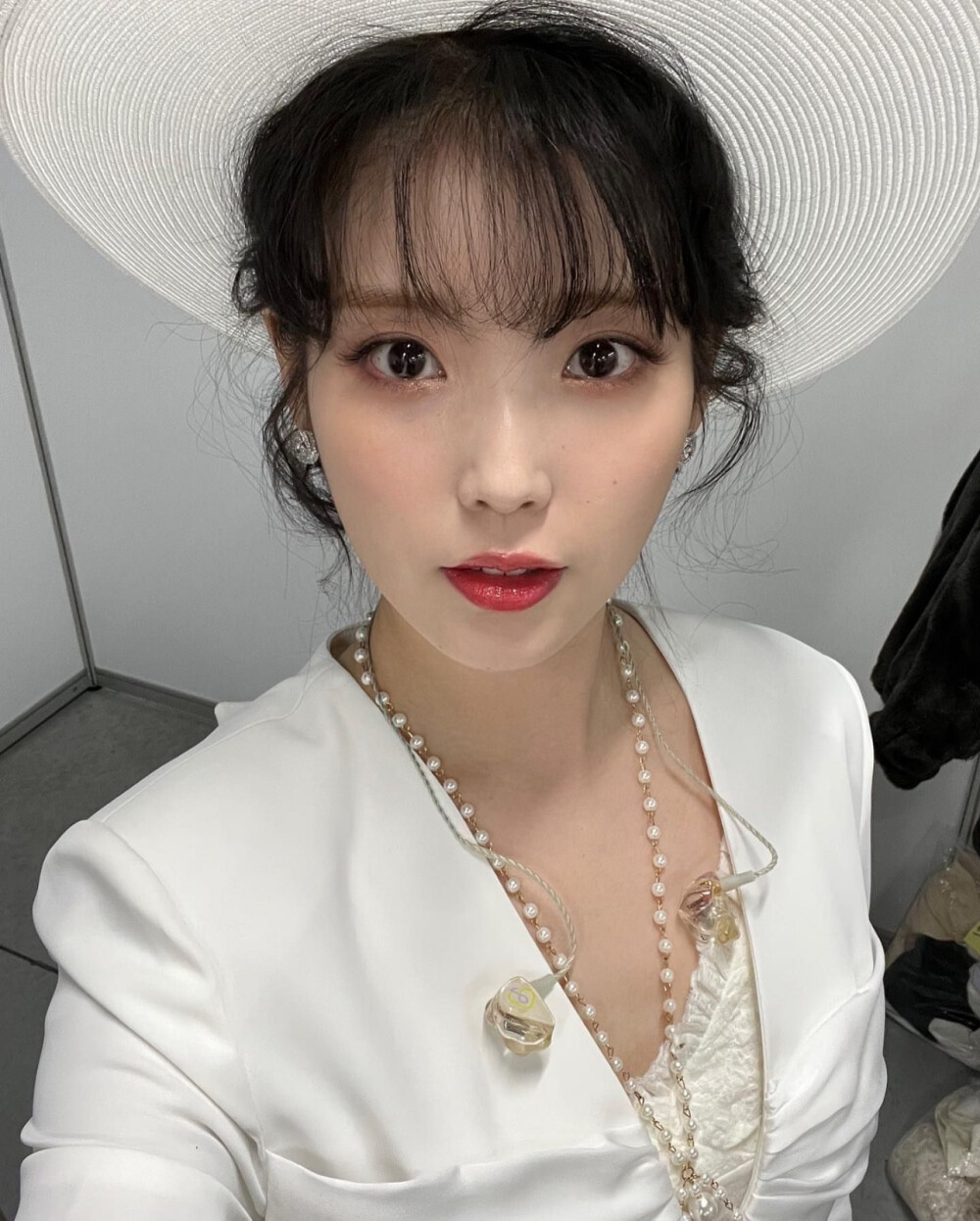 IU 李知恩 IG Instagram