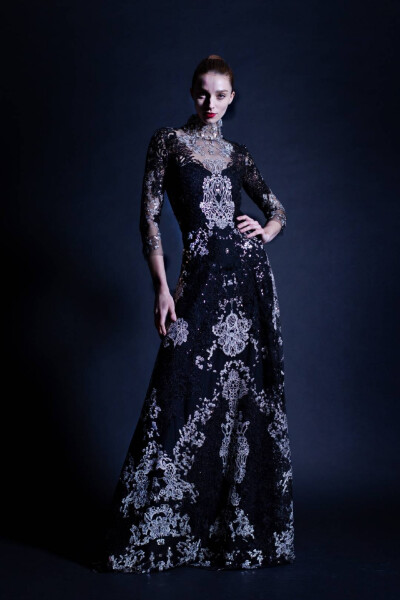 Naeem Khan Pre-Fall 2022 ​​​