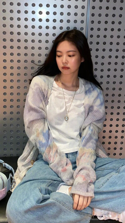 Jennie Kim爱了爱了