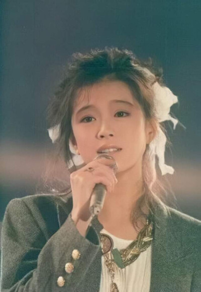 中森明菜