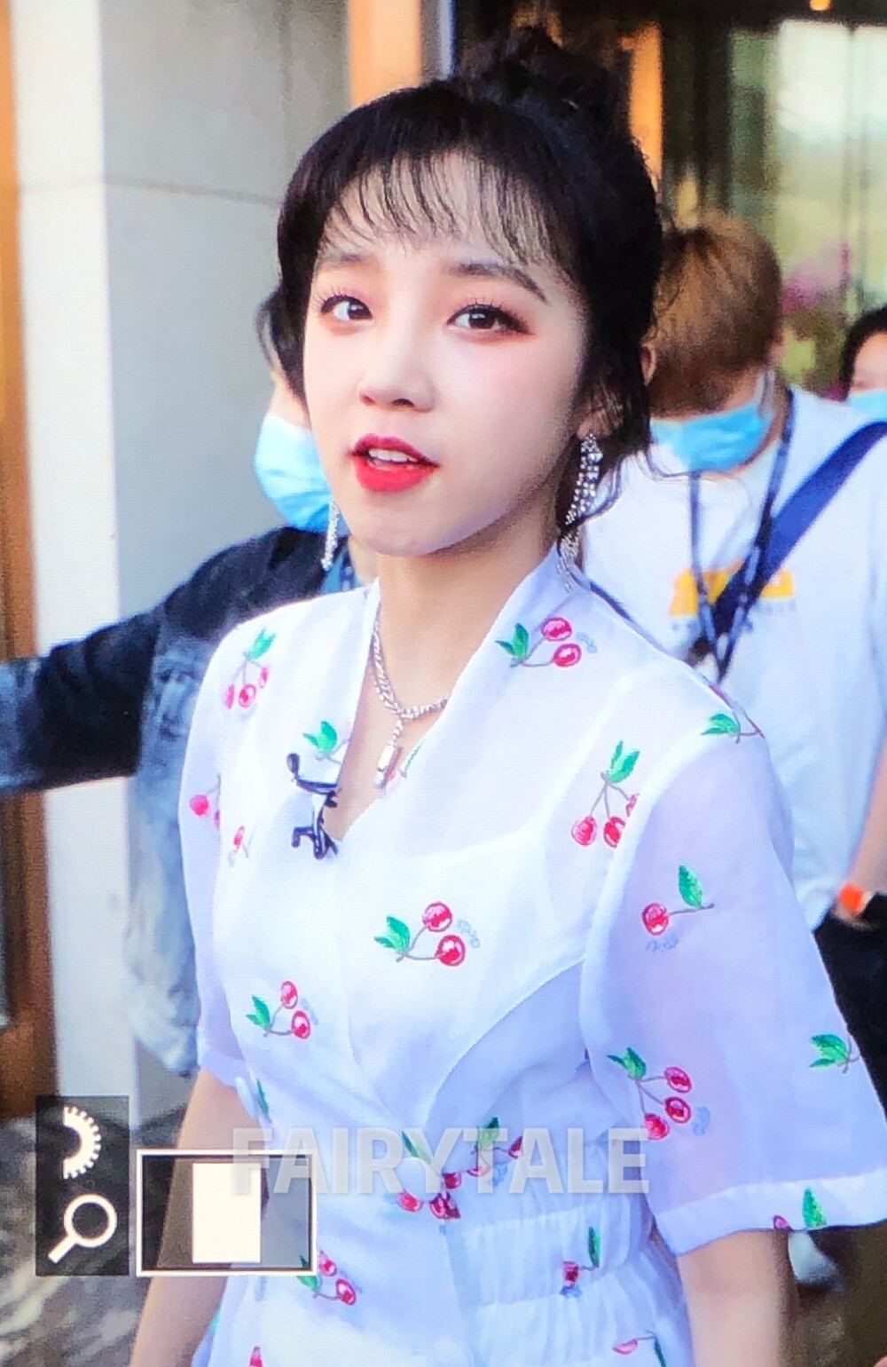 YuQi.