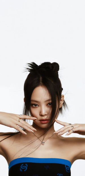 Jennie 壁纸
转载自微博 ©花溺予記