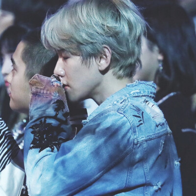 爱你对峙过绝望