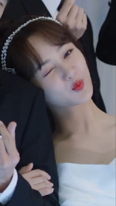 亲爱的热爱的佟年