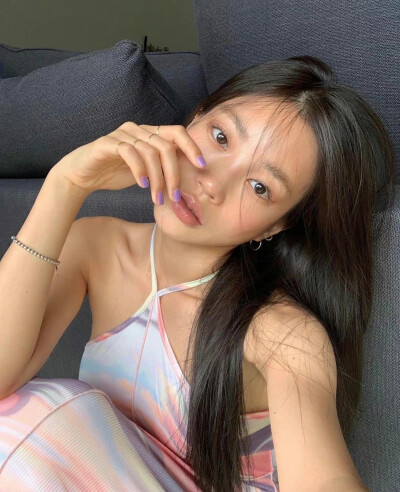 今日女头榜
我不着急 我要爱对人 ​​​