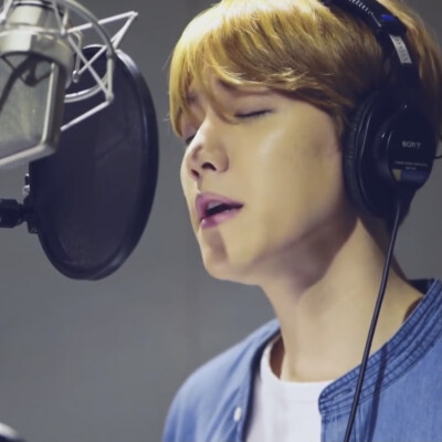 边伯贤可二改
注明沈千渝