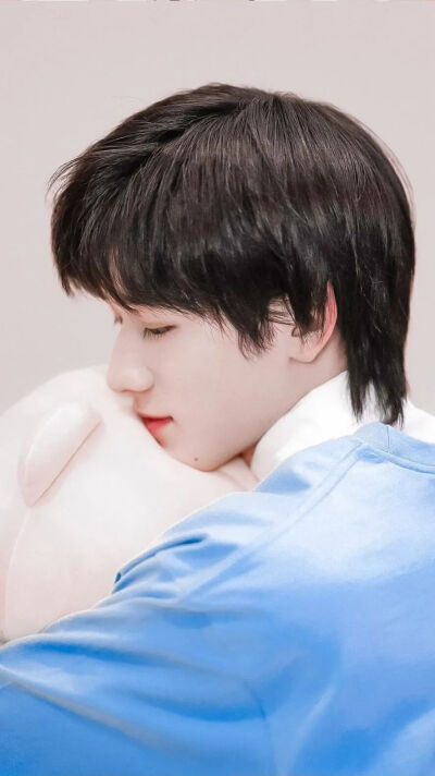 宋亚轩绝美照片