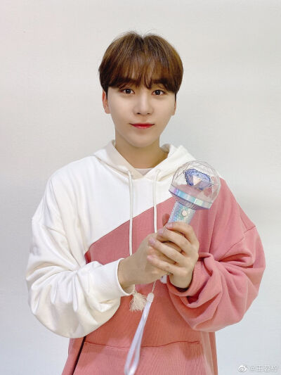 夫胜宽（SEUNGKWAN）