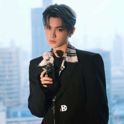 黄明昊