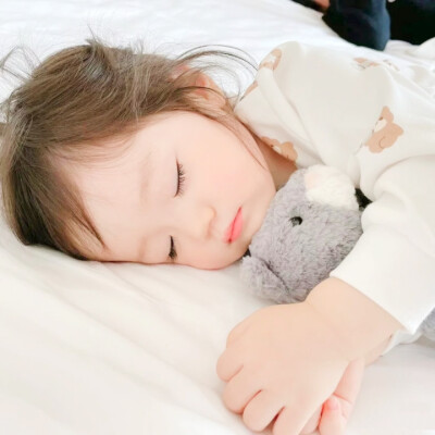 礼貌拿图点赞收藏二转注明冷悦儿