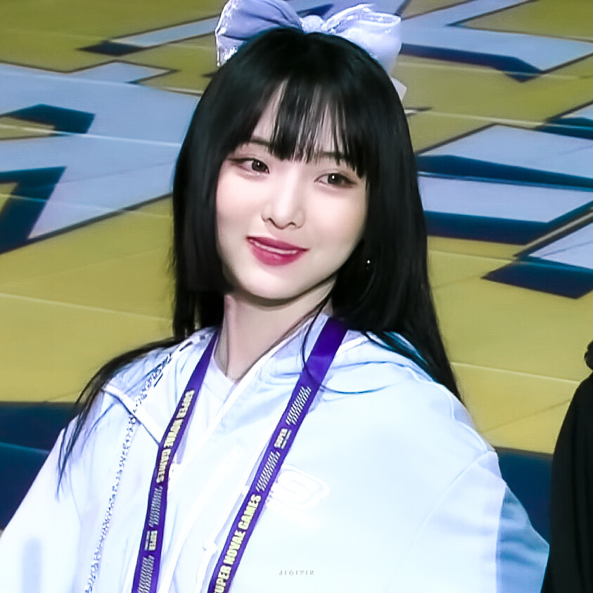 郑乃馨
原江时树