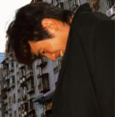 落寞男头