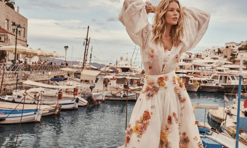 Zimmermann Resort 2022 Campaign 早春大片
希腊伊兹拉岛
模特: Anna Ewers
摄影: Benny Horne
[weibo@小象王国]