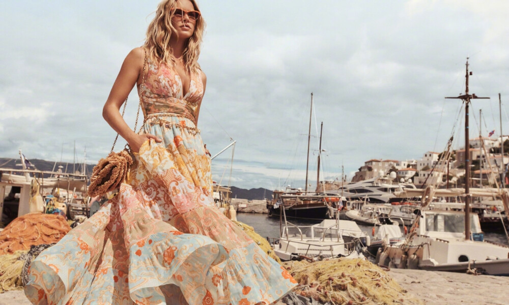 Zimmermann Resort 2022 Campaign 早春大片
希腊伊兹拉岛
模特: Anna Ewers
摄影: Benny Horne
[weibo@小象王国]