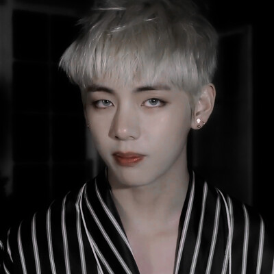 金泰亨‖有空多爱自己，别人都很忙.‖原截didi_loverz