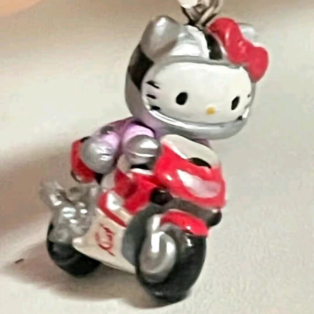 情侣头像｜HelloKitty
の水半又小亭