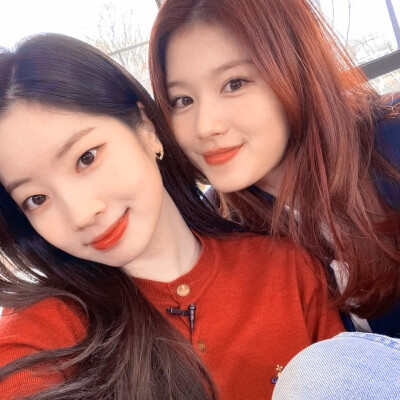美女就是要贴贴