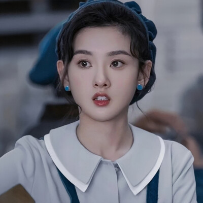 宋祖儿
微博@o小熊日记o