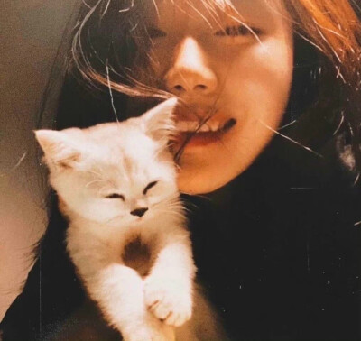 头像·女生头像
女头/可爱/青春/个性/少女风