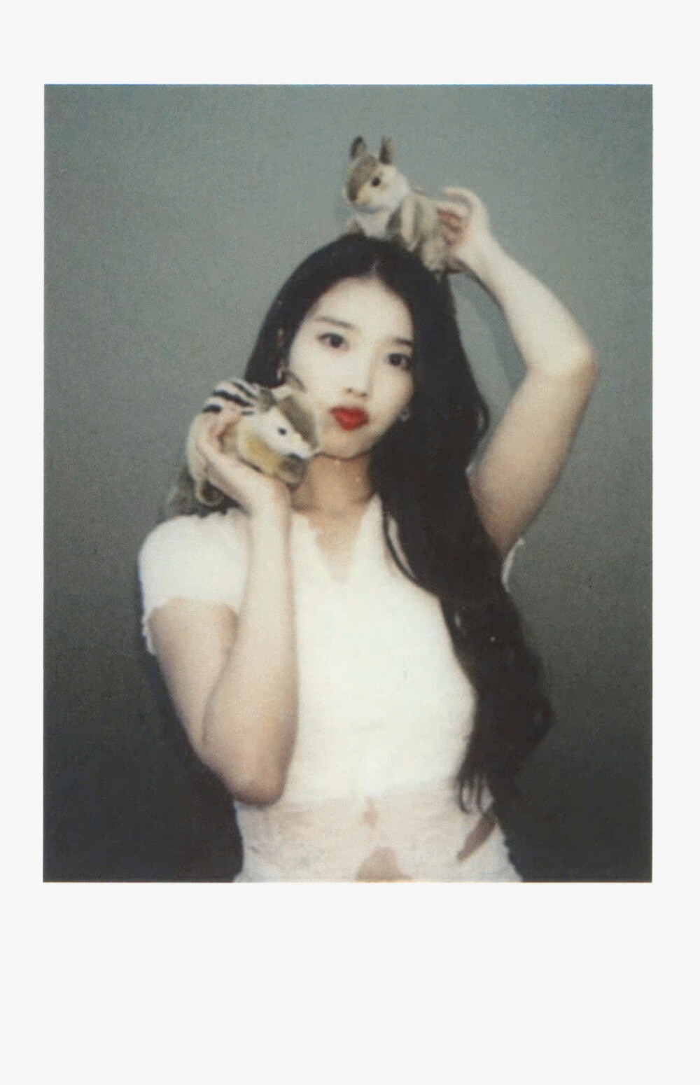 IU | 拍立得
cr:砂糖收藏家