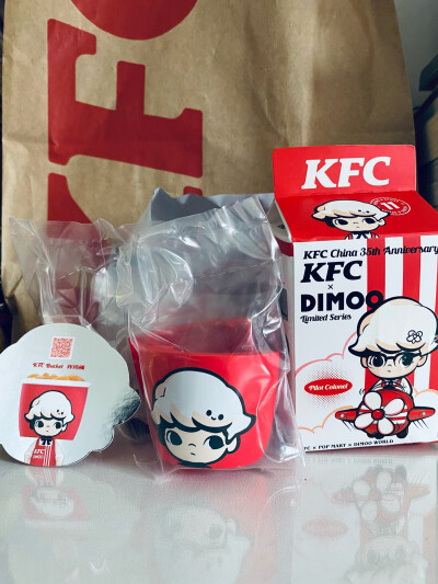 KFC 泡泡玛特联名