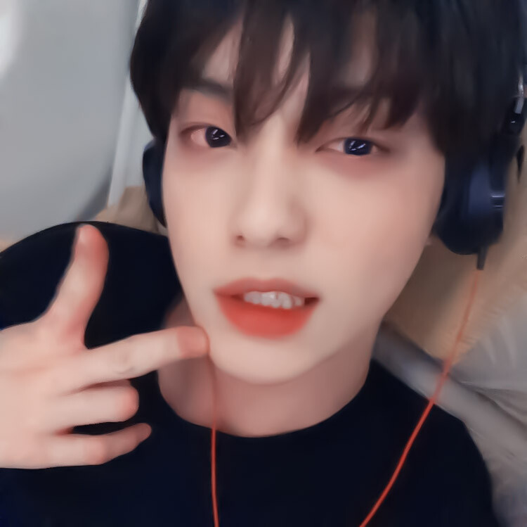 ►崔秀彬/SOOBIN.
：要怎样的结局才配的上这一路的颠沛流离.
二传标注南来.