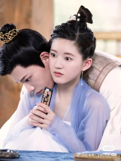 美丽的露露子