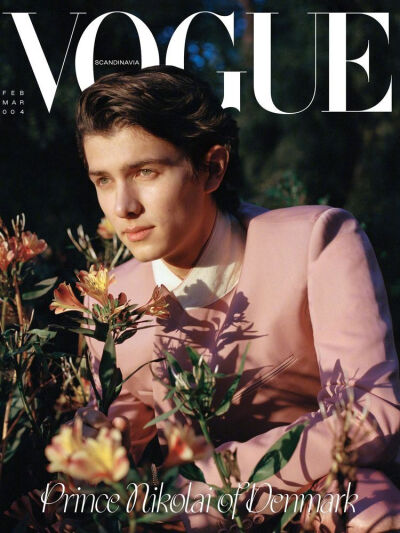 Vogue Scandinavia February/March 2022 斯堪的那维亚版双月刊
封面人物: 丹麦王子Prince Nikolai of Denmark
摄影: Hill & Aubrey
[weibo@小象王国]