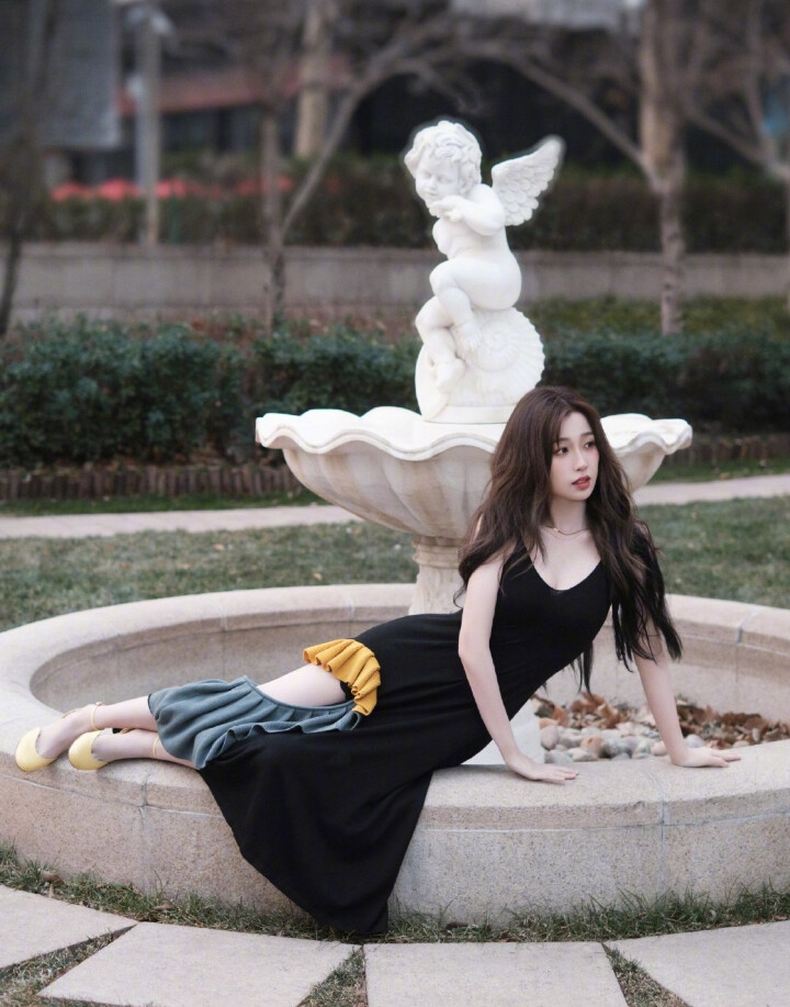 虞书欣真的好美啊！我太爱了！！！