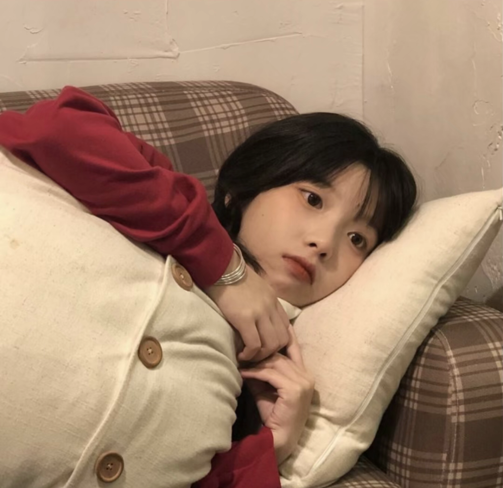 红色系女头
喜欢就收藏吧 不然就找不到了