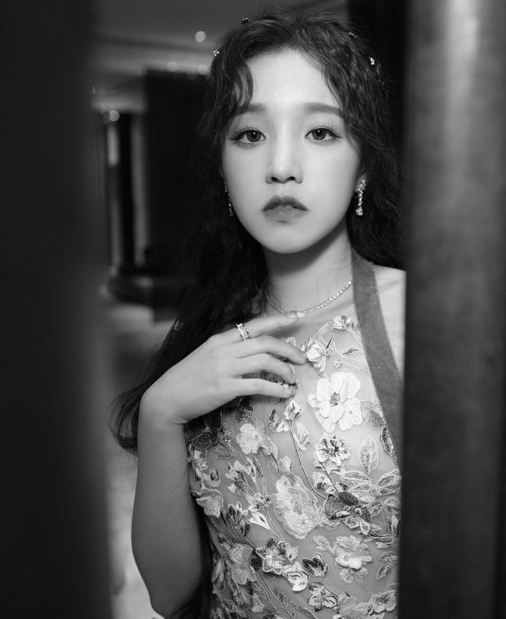 YUQI 宋雨琦