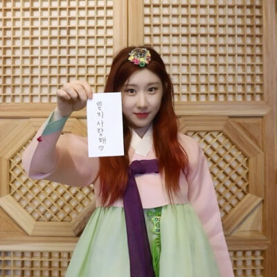 CHAERYEONG 李彩领
