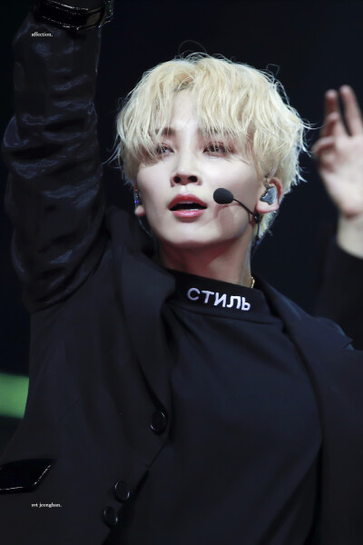 尹净汉（JEONGHAN）