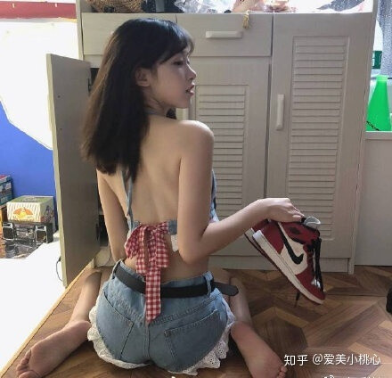 美女