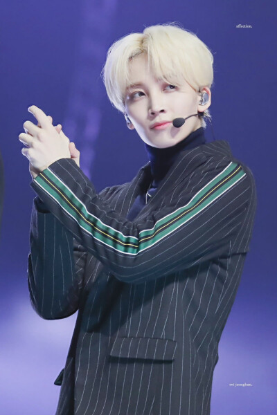 尹净汉（JEONGHAN）