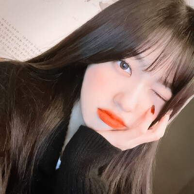 #choerry
“撕裂了天与海。”