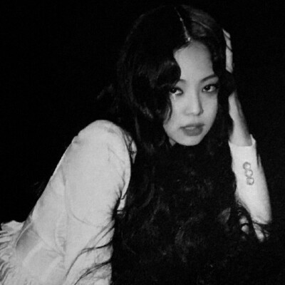 
缠住 吻住春风 吹住我吗