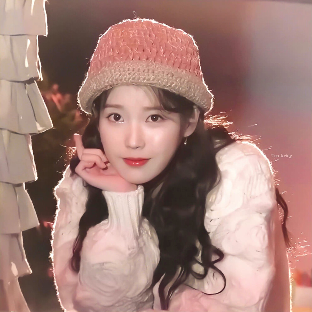 IU