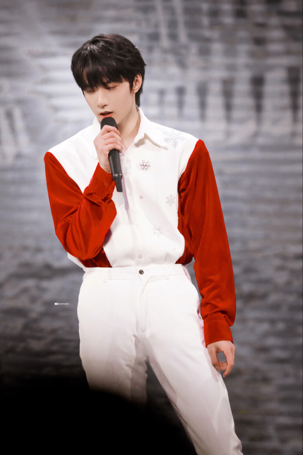 时代少年团 刘耀文 北京卫视春晚 cr.mor phine|刘耀文