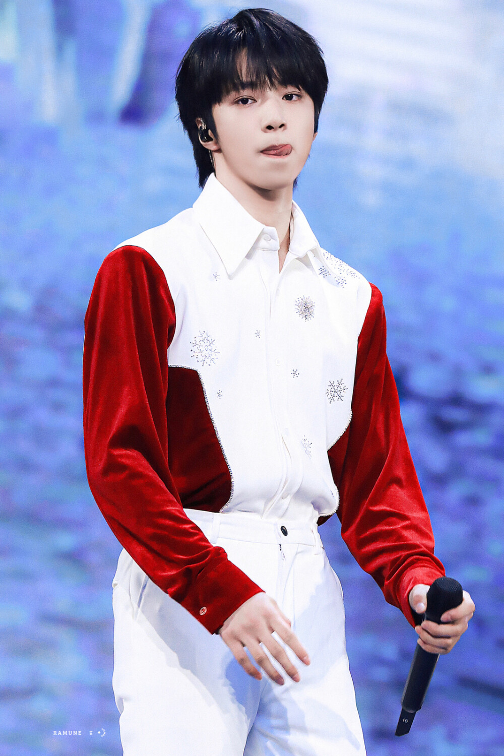 时代少年团 刘耀文 北京卫视春晚 cr.ramune|刘耀文