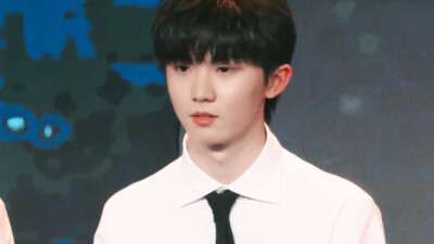 马嘉祺|橙光素材
侵权即删！