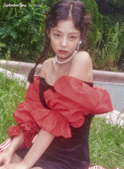 Jennie solo