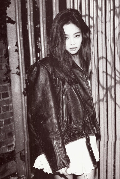 Jennie solo