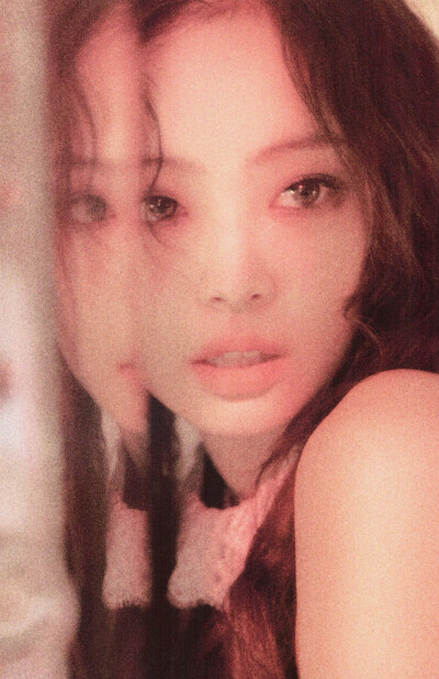 Jennie solo